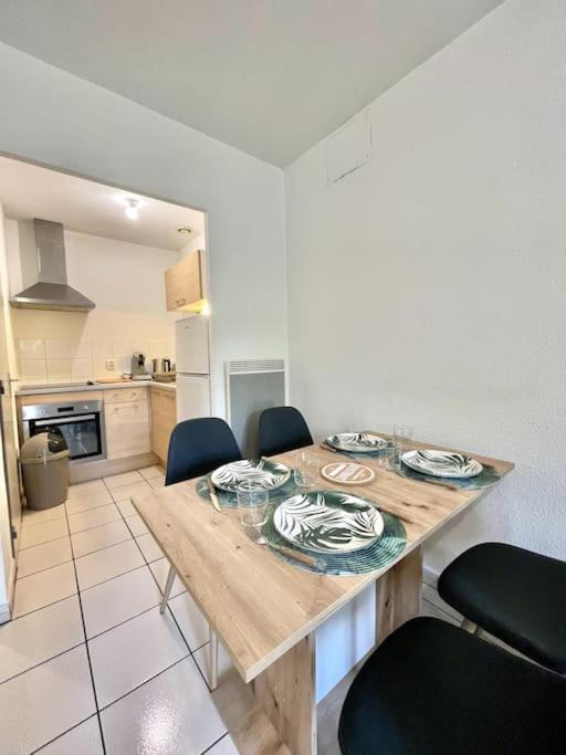 Varsòvia/Parking Privée/Calme Apartamento Carcasona Exterior foto